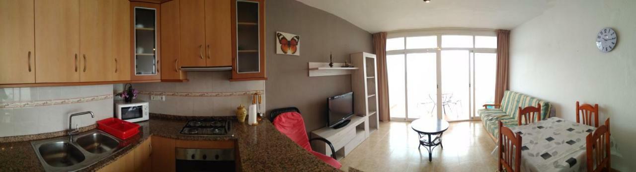 Apartamento En Primera Linea De Mar Sant Carles de la Ràpita Exterior photo