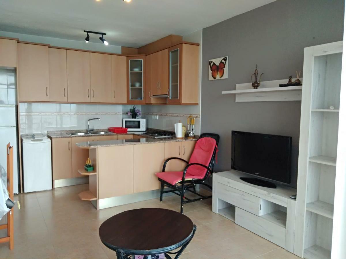 Apartamento En Primera Linea De Mar Sant Carles de la Ràpita Exterior photo